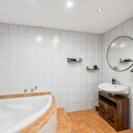 Апартаменты Sali Homes - Auszeit Am Fuss Der Burg Stettenfels *